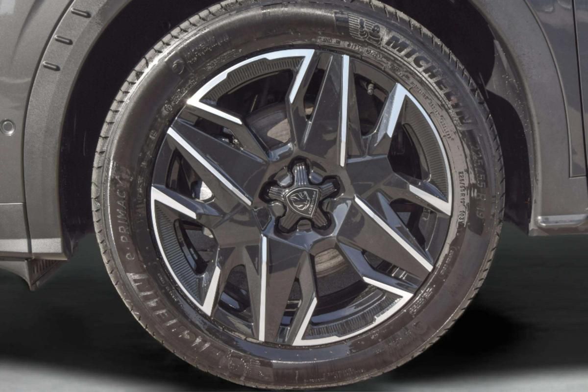 peugeot-5008-2025-hibrido-a-gasolina-1199cc