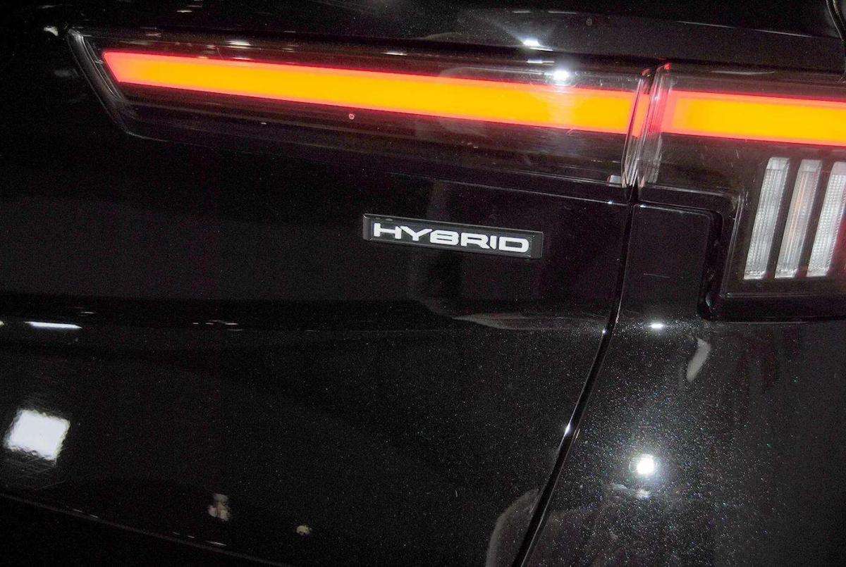 opel-mokka-2025-hibrido-a-gasolina-1199cc