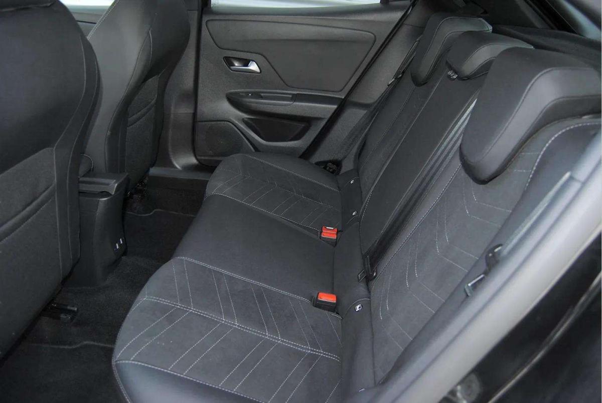 opel-mokka-2025-hibrido-a-gasolina-1199cc