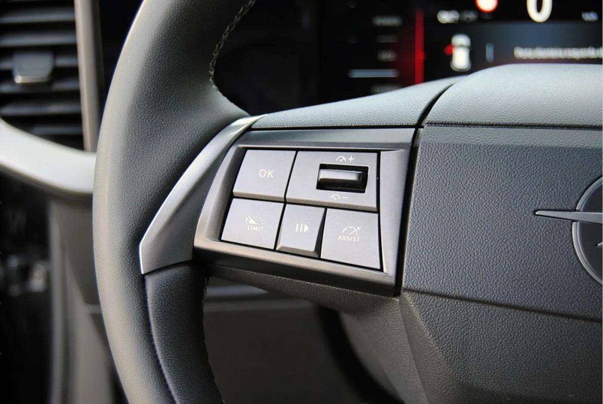 opel-mokka-2025-hibrido-a-gasolina-1199cc