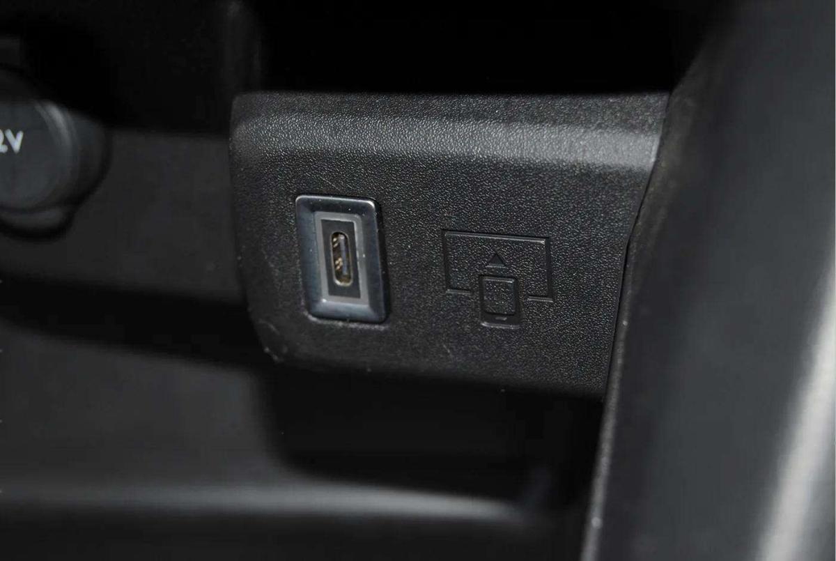 opel-mokka-2025-hibrido-a-gasolina-1199cc