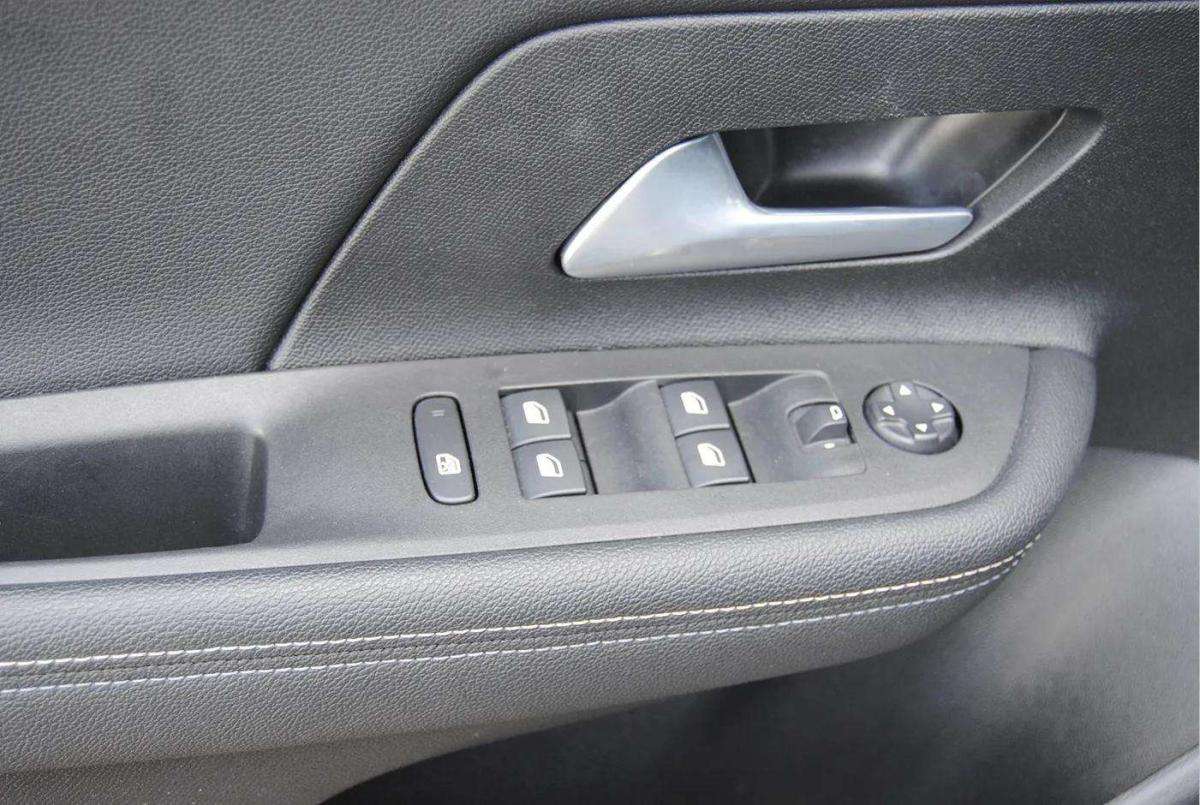 opel-mokka-2025-hibrido-a-gasolina-1199cc