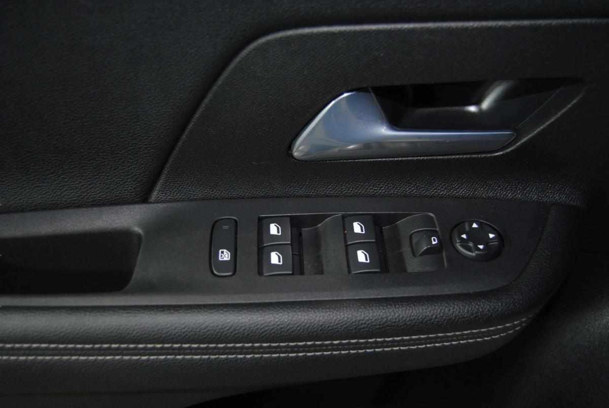 opel-mokka-2024-gasolina-1199cc