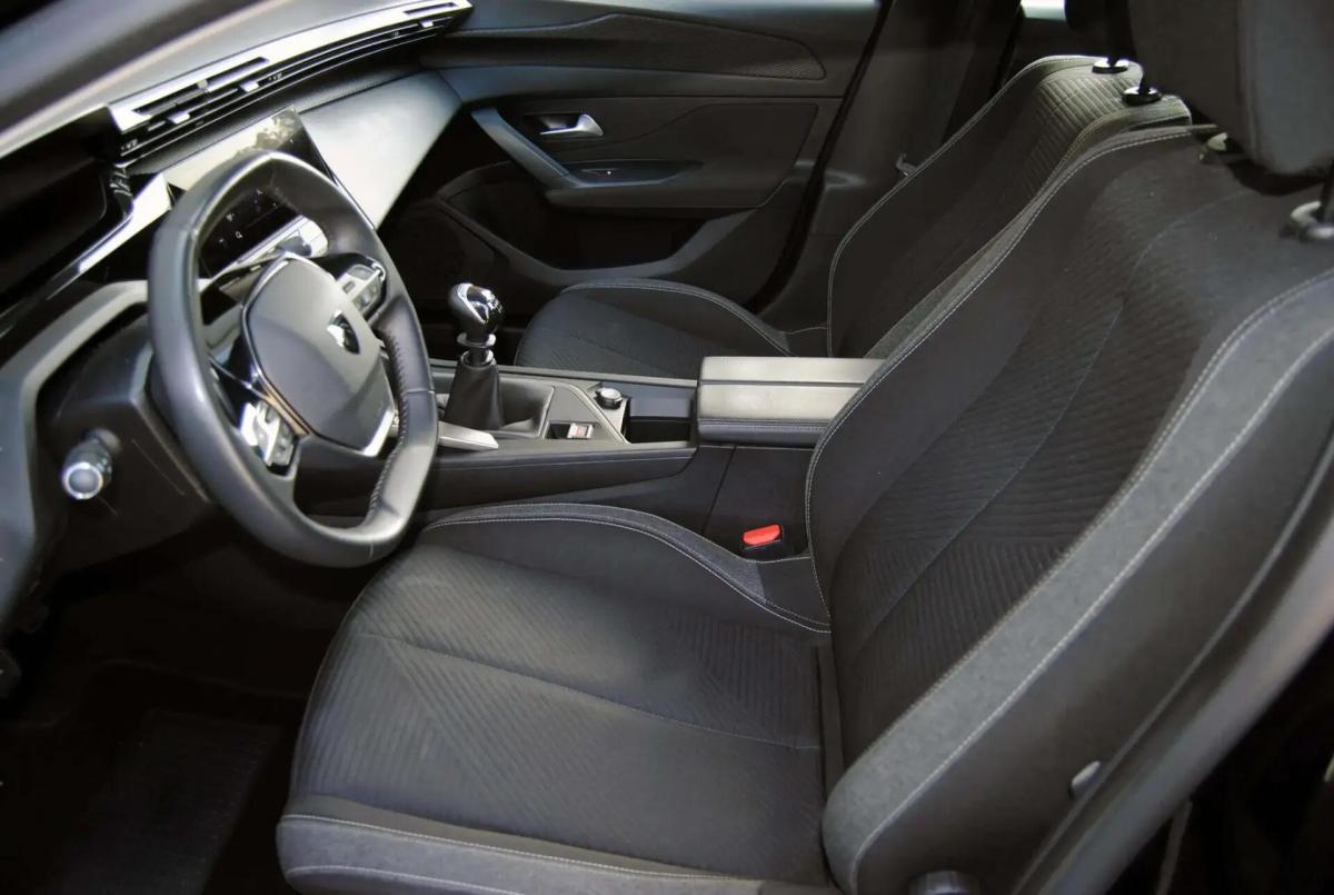 peugeot-308-2022-gasolina-1199cc