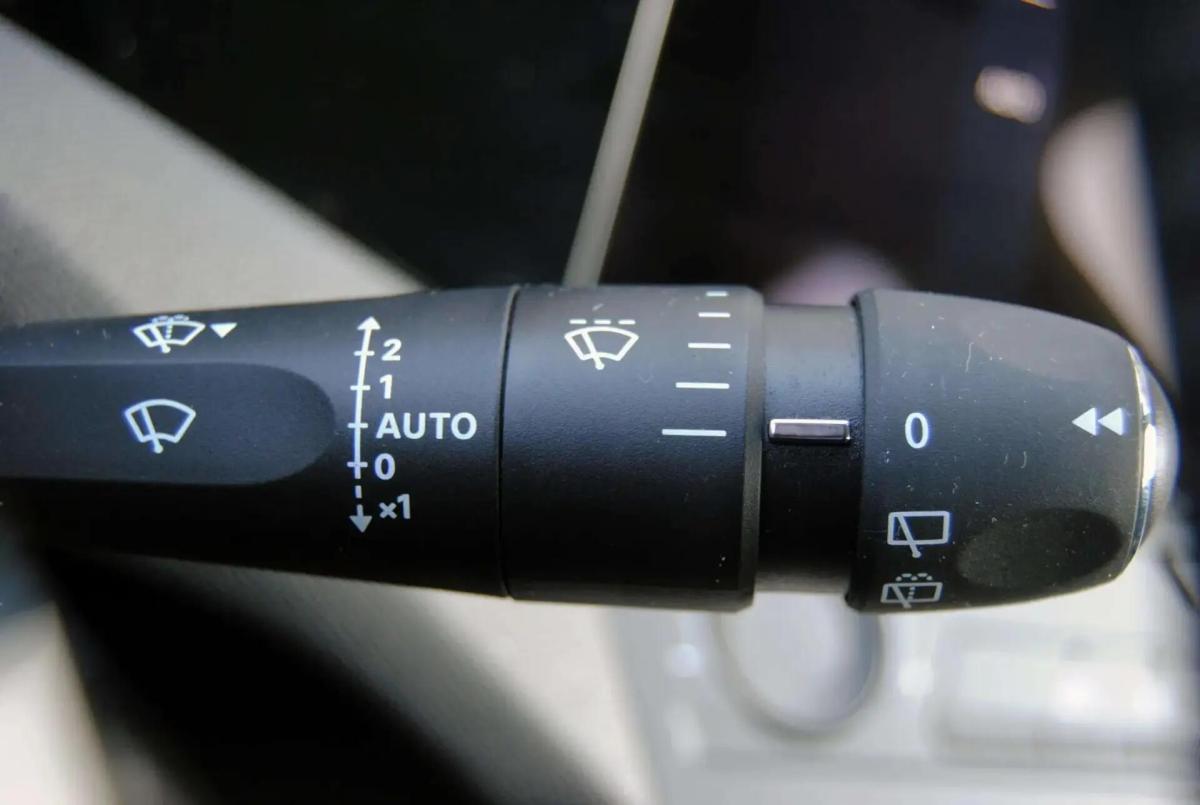 peugeot-308-2022-gasolina-1199cc