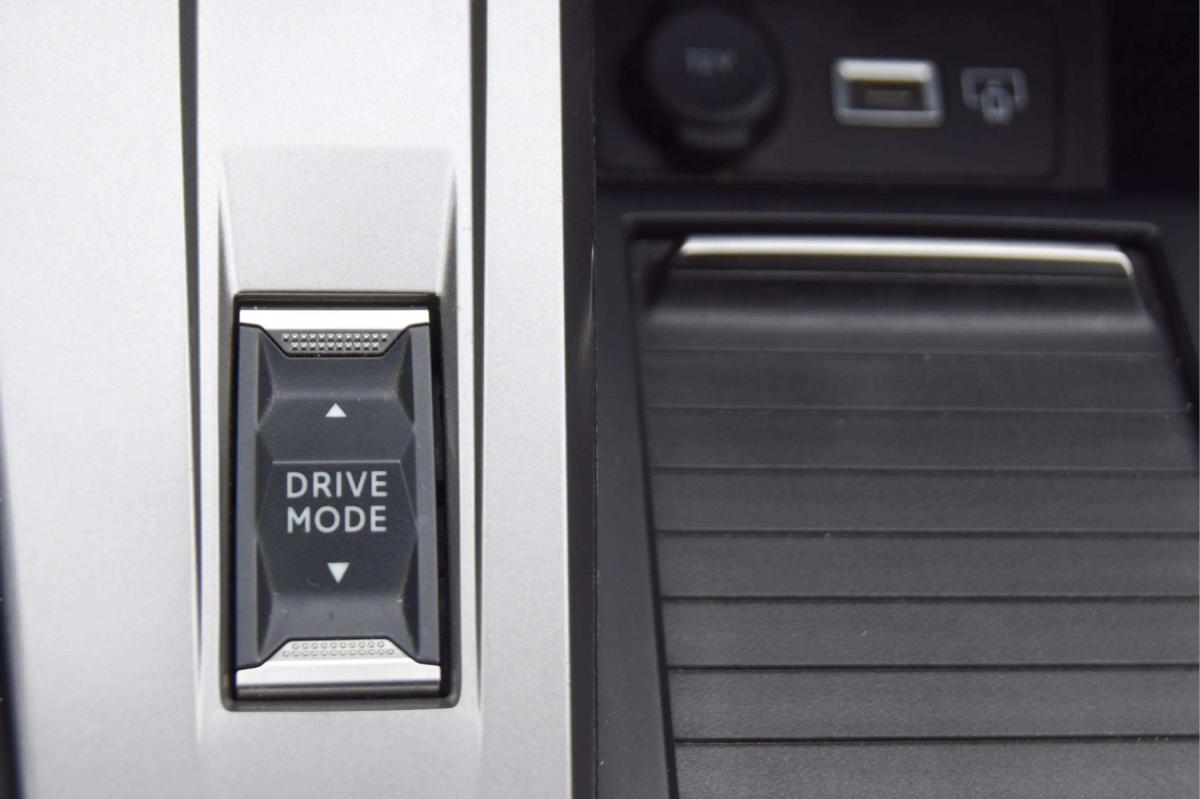 peugeot-308-sw-2025-hibrido-a-gasolina-1200cc