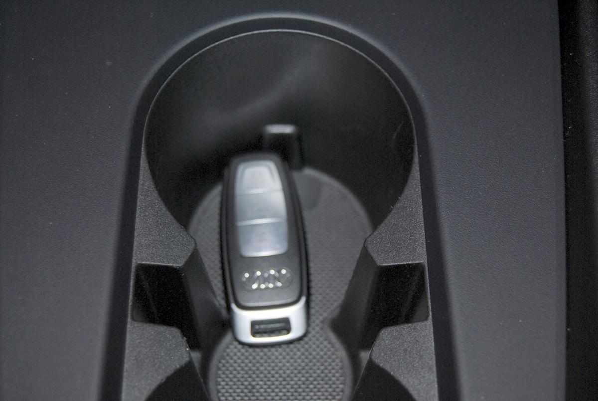 audi-q4-e-tron-2024-eletrico-0cc