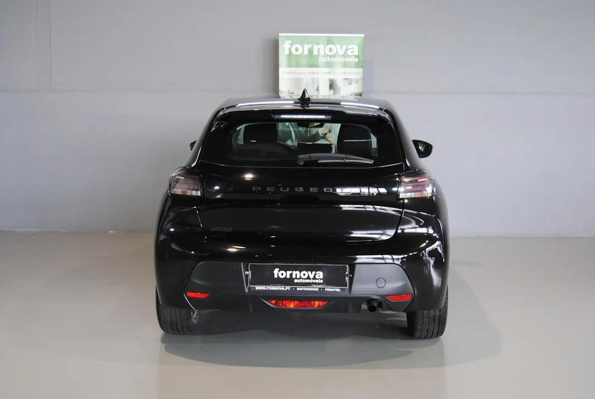 peugeot-208-2024-gasolina-1199cc