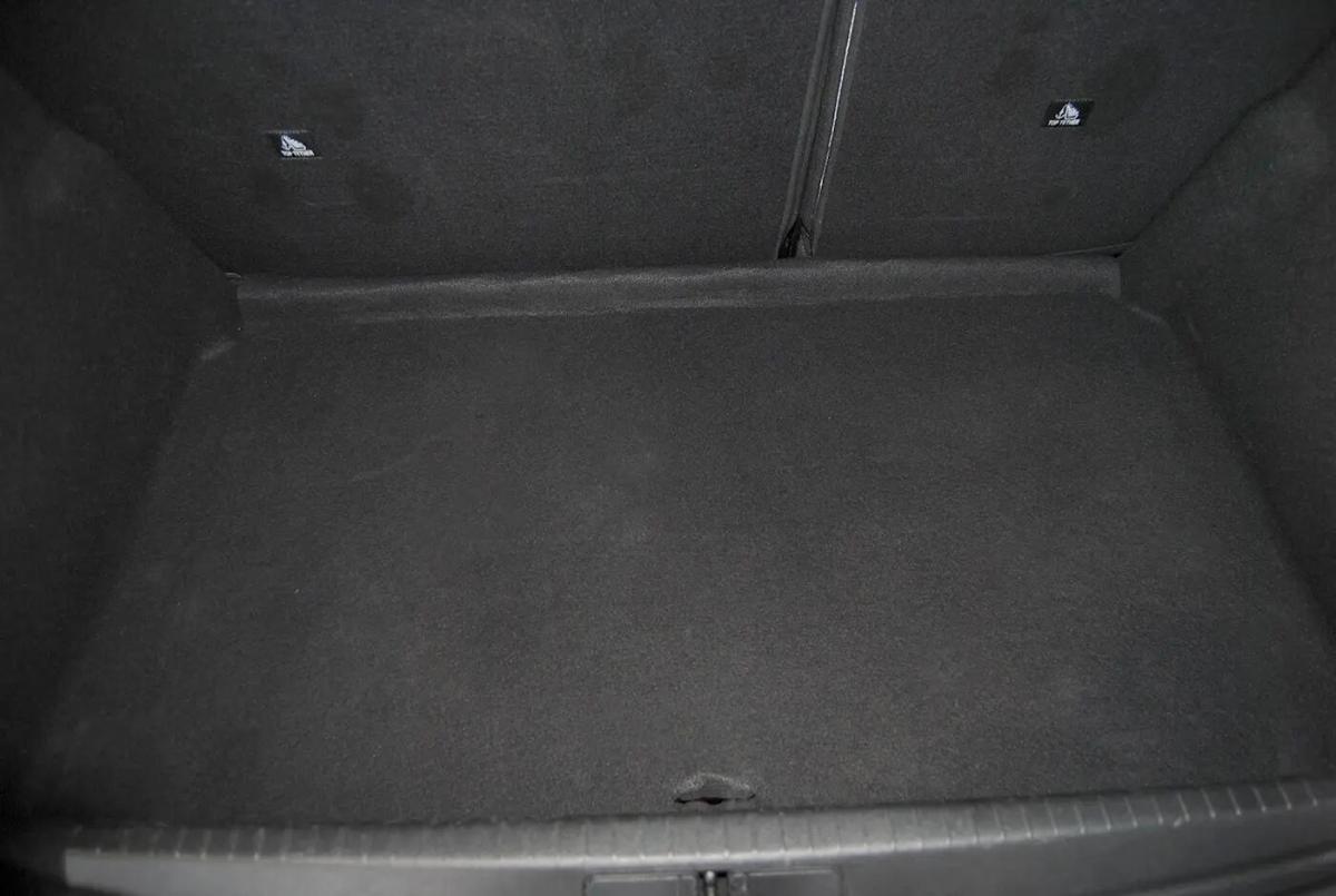 peugeot-208-2024-gasolina-1199cc