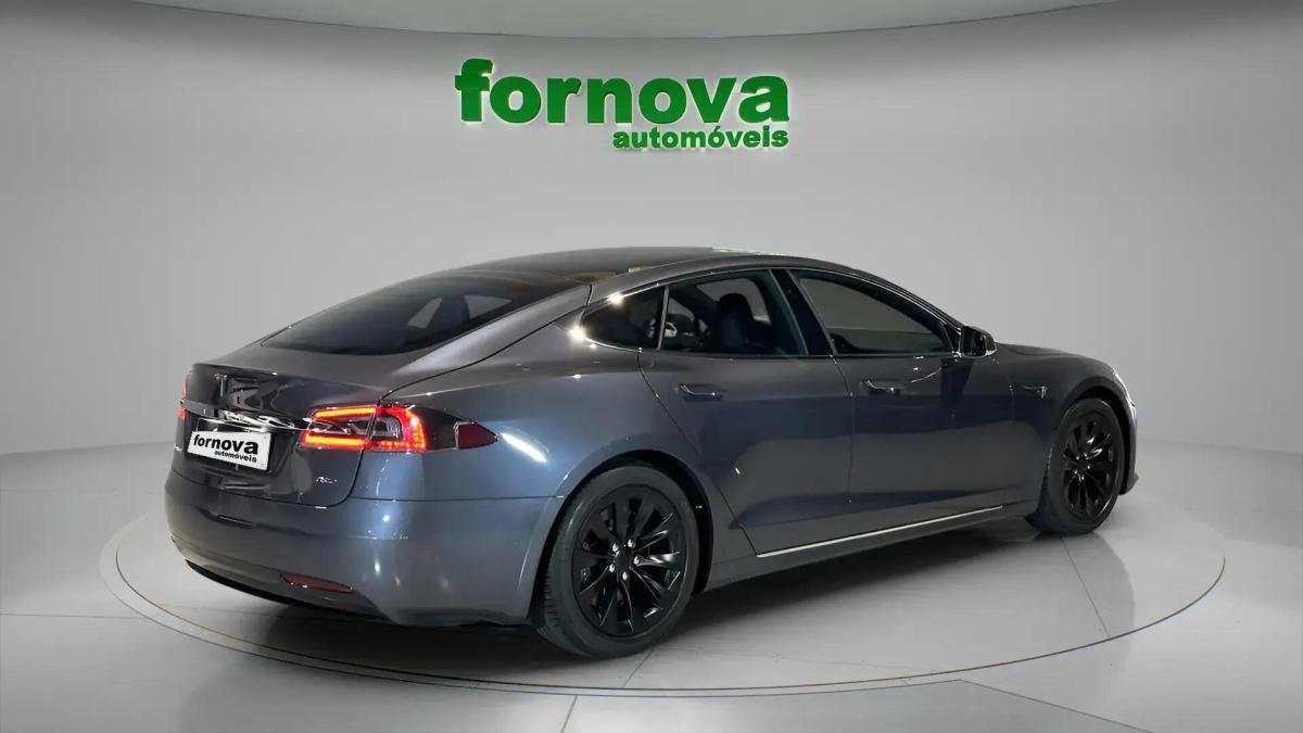 tesla-model-s-2018-eletrico-0cc