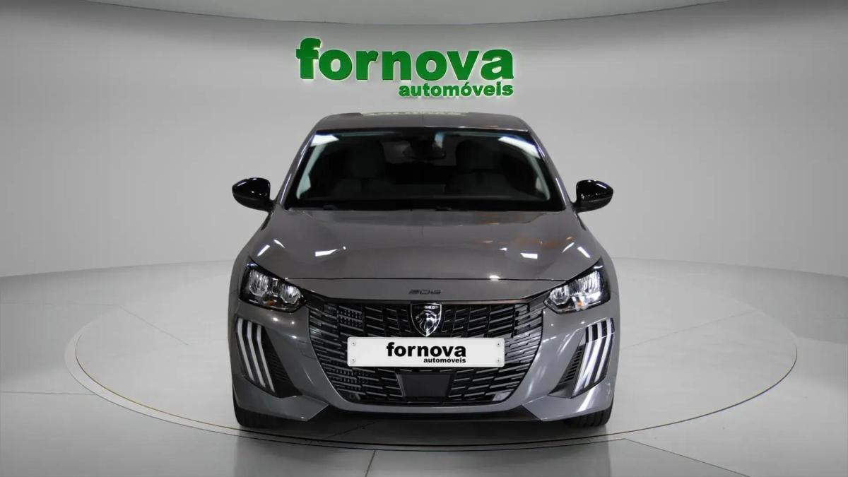 peugeot-208-2025-hibrido-a-gasolina-1199cc