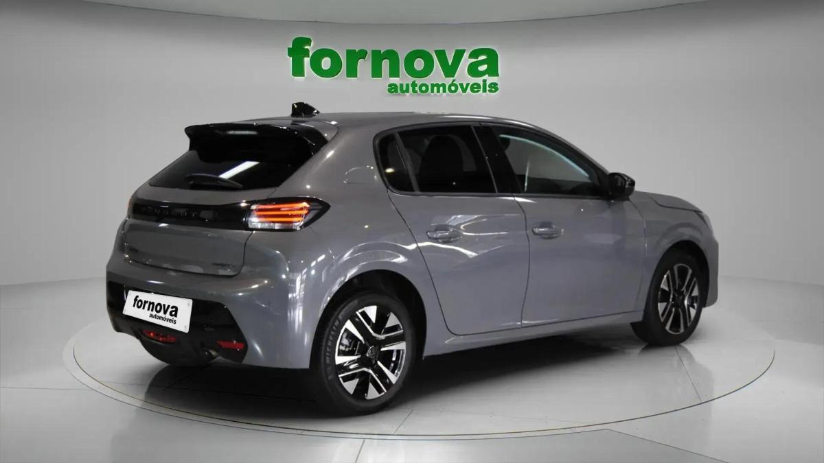 peugeot-208-2025-hibrido-a-gasolina-1199cc