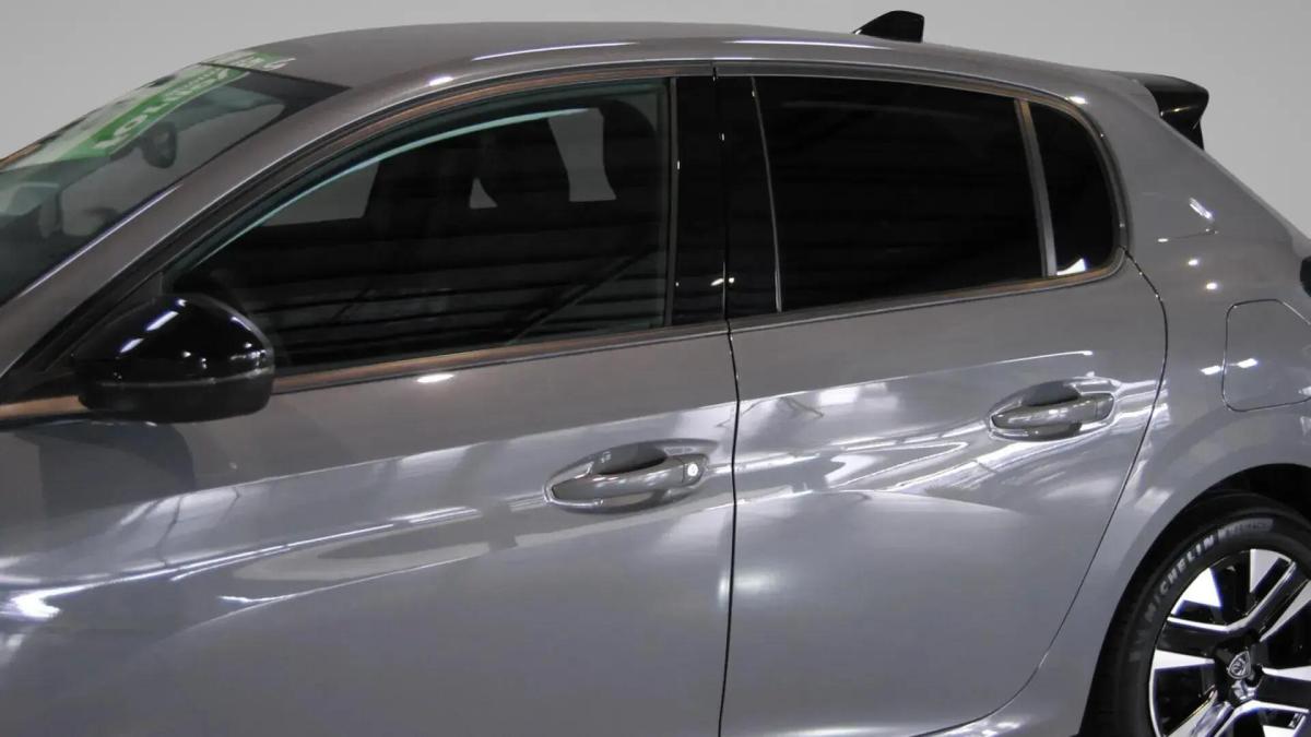 peugeot-208-2025-hibrido-a-gasolina-1199cc