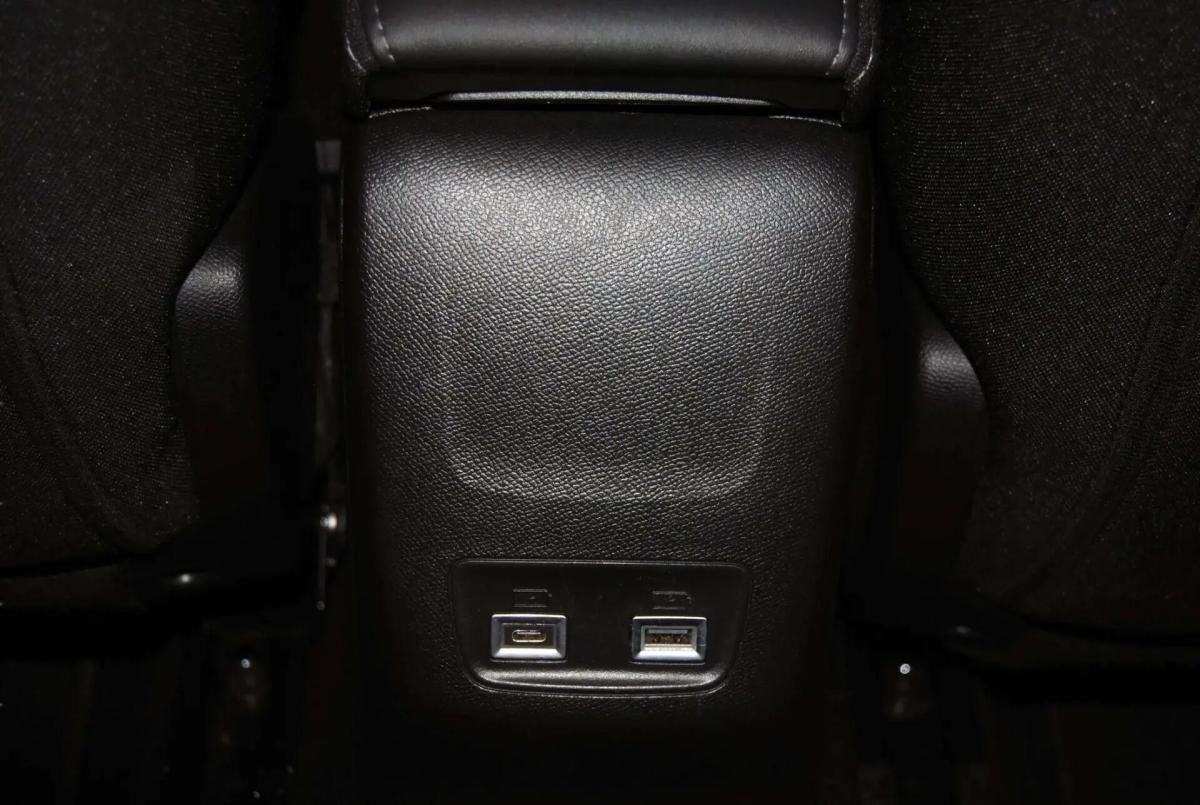 peugeot-208-2025-hibrido-a-gasolina-1199cc