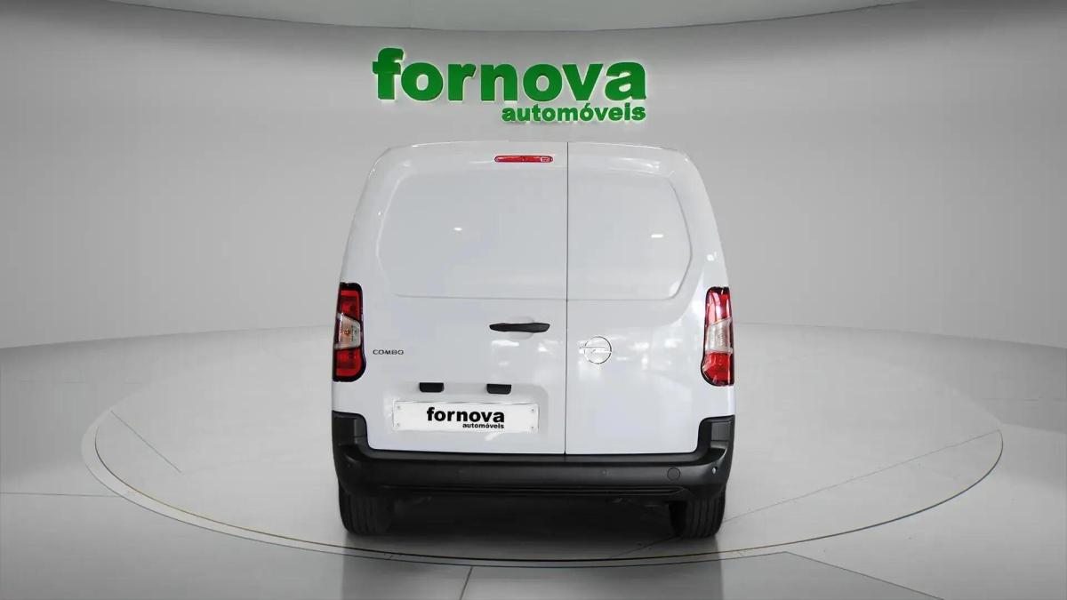 opel-combo-2025-diesel-1499cc