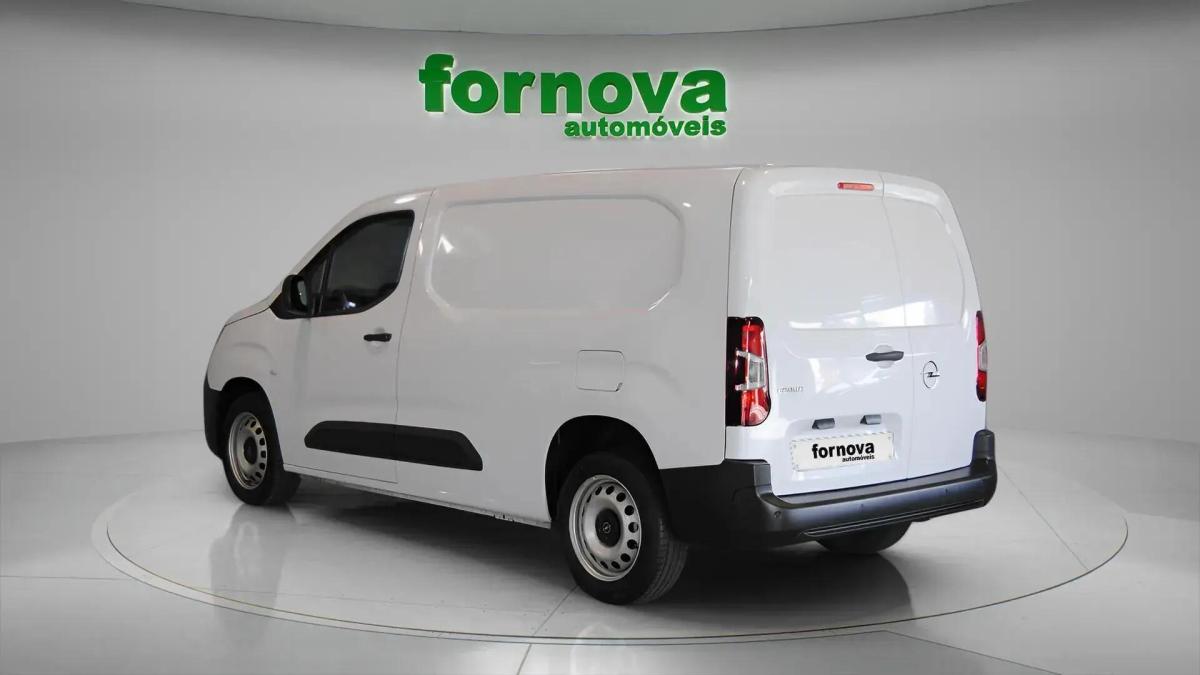opel-combo-2025-diesel-1499cc