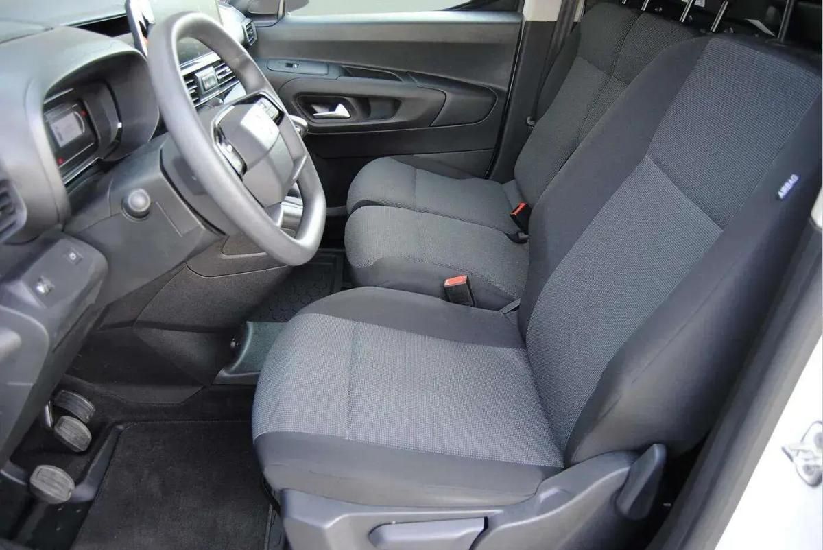 opel-combo-2025-diesel-1499cc