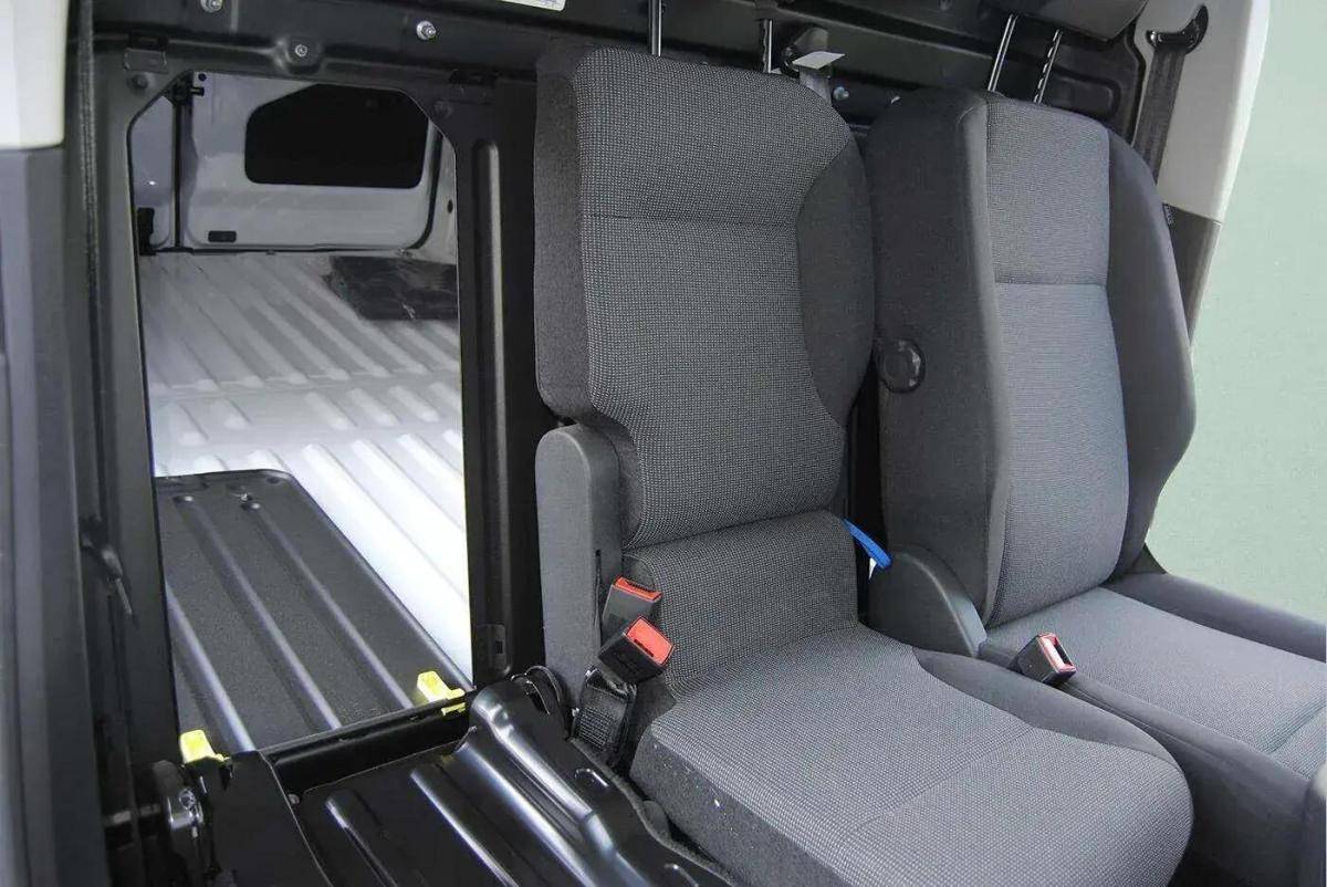 opel-combo-2025-diesel-1499cc