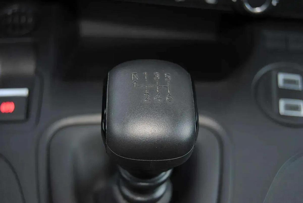 opel-combo-2025-diesel-1499cc