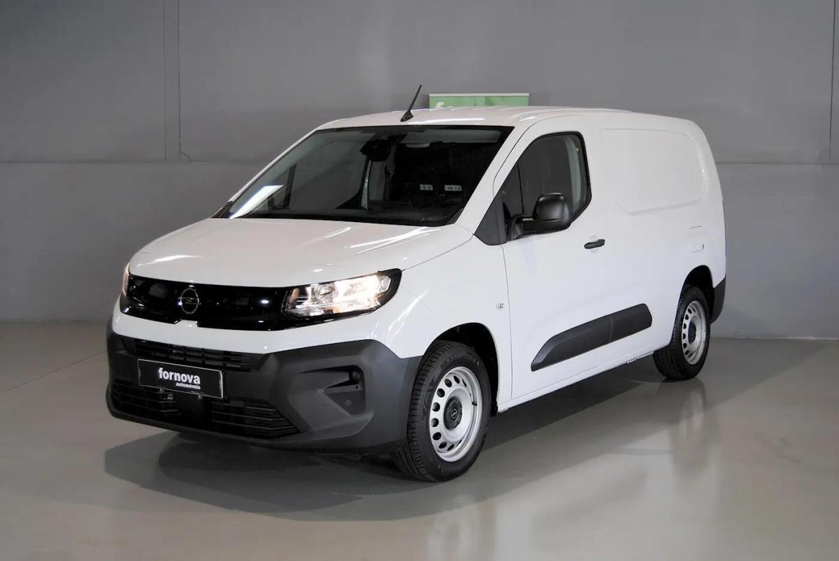 opel-combo-2025-diesel-1499cc