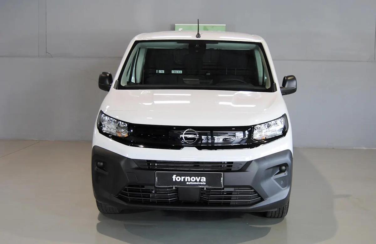 opel-combo-2025-diesel-1499cc