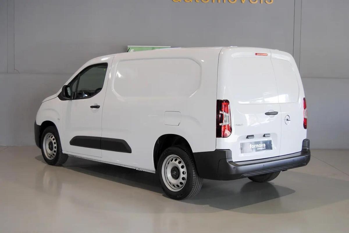 opel-combo-2025-diesel-1499cc