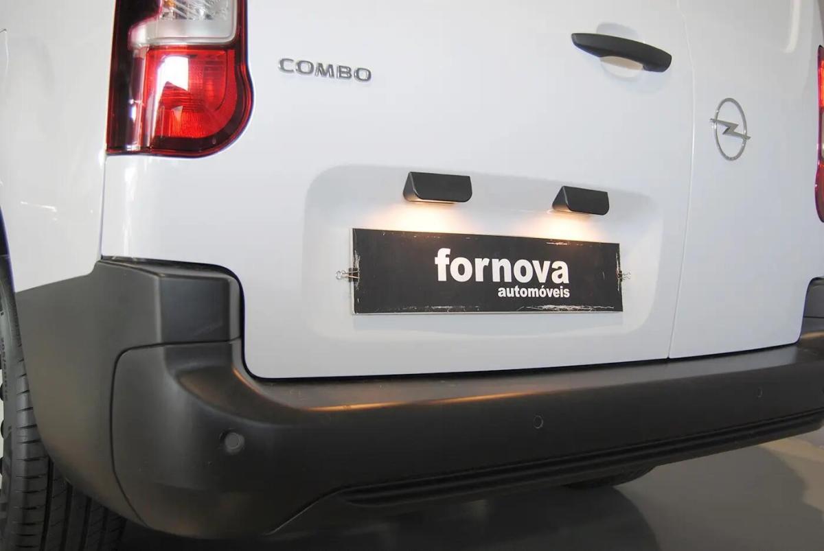 opel-combo-2025-diesel-1499cc