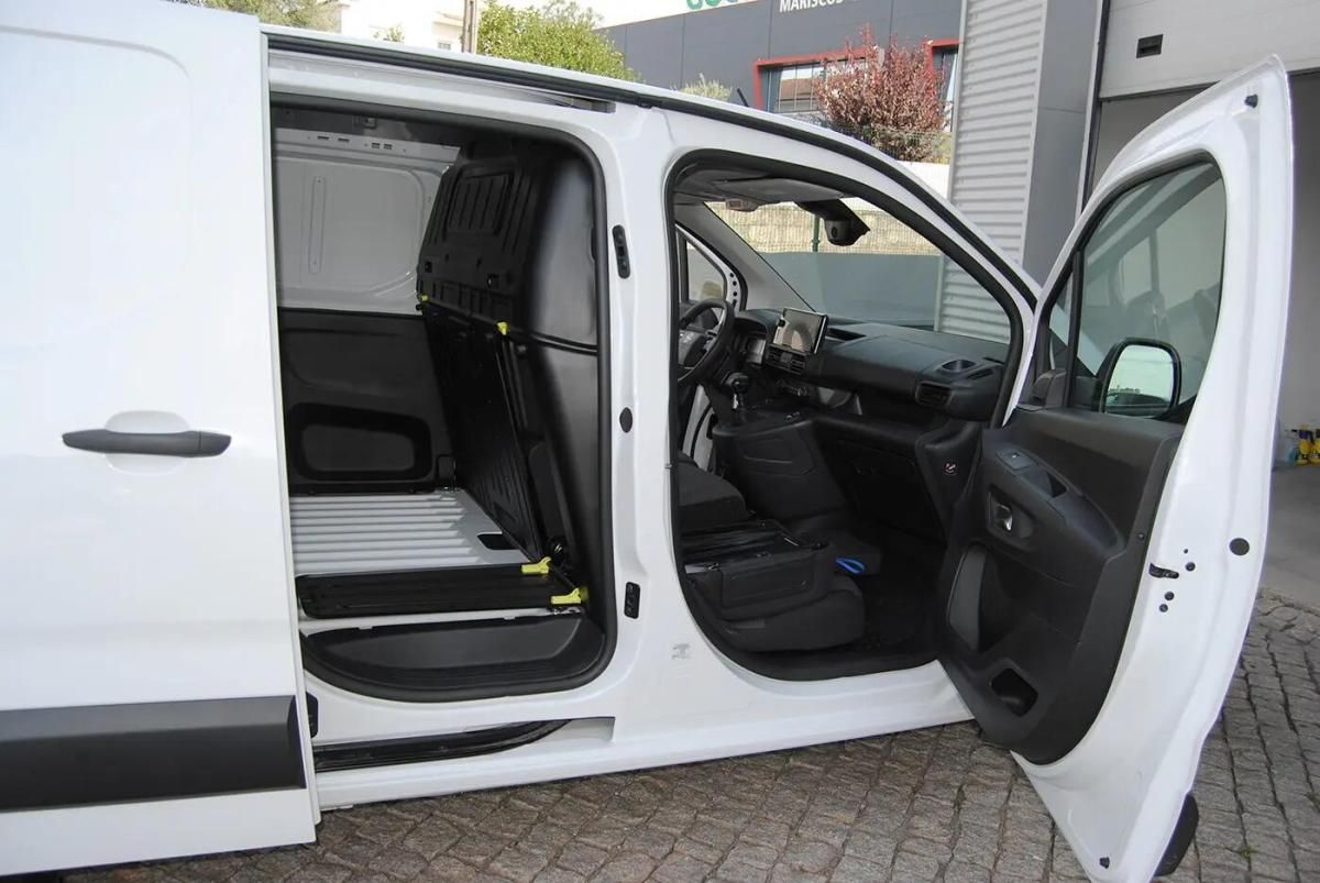 opel-combo-2025-diesel-1499cc