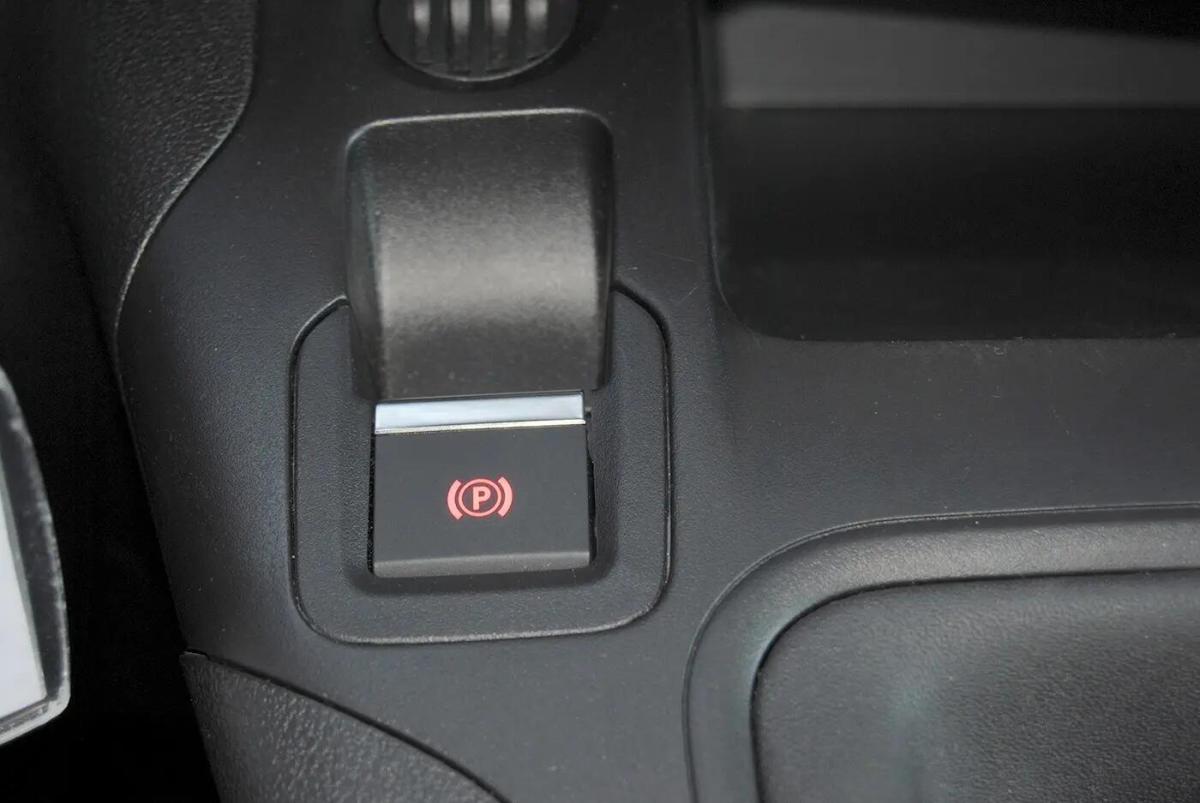 opel-combo-2025-diesel-1499cc