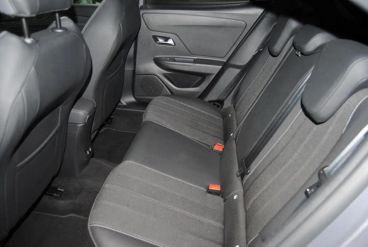 opel-mokka-2024-gasolina-1199cc
