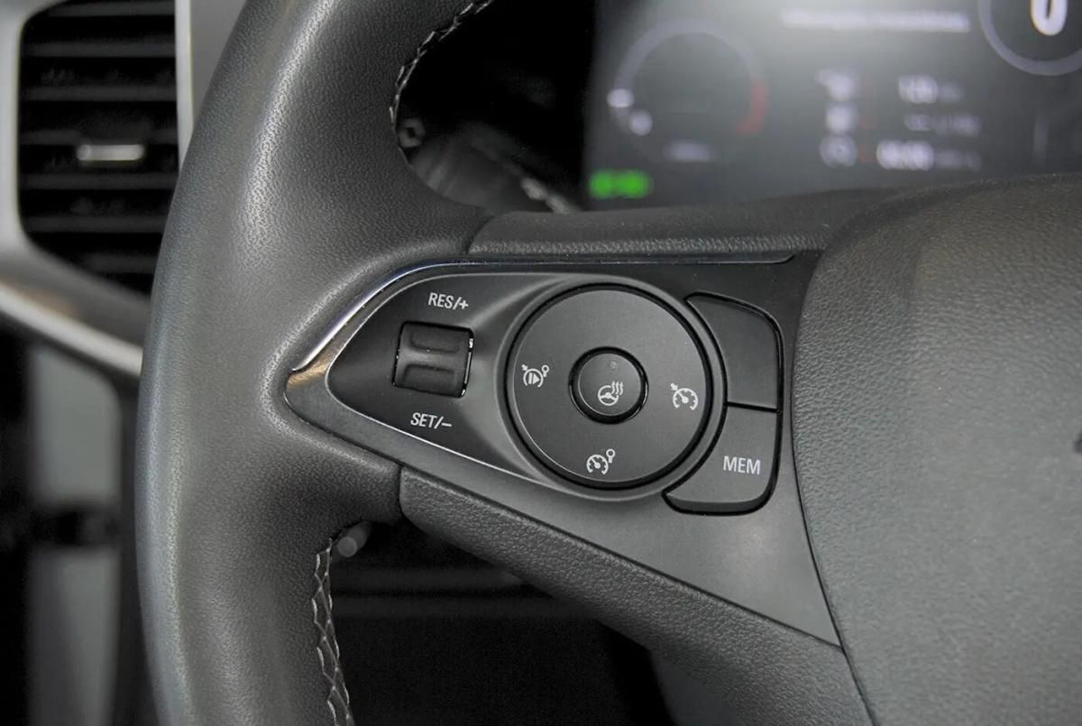 opel-mokka-2024-gasolina-1199cc