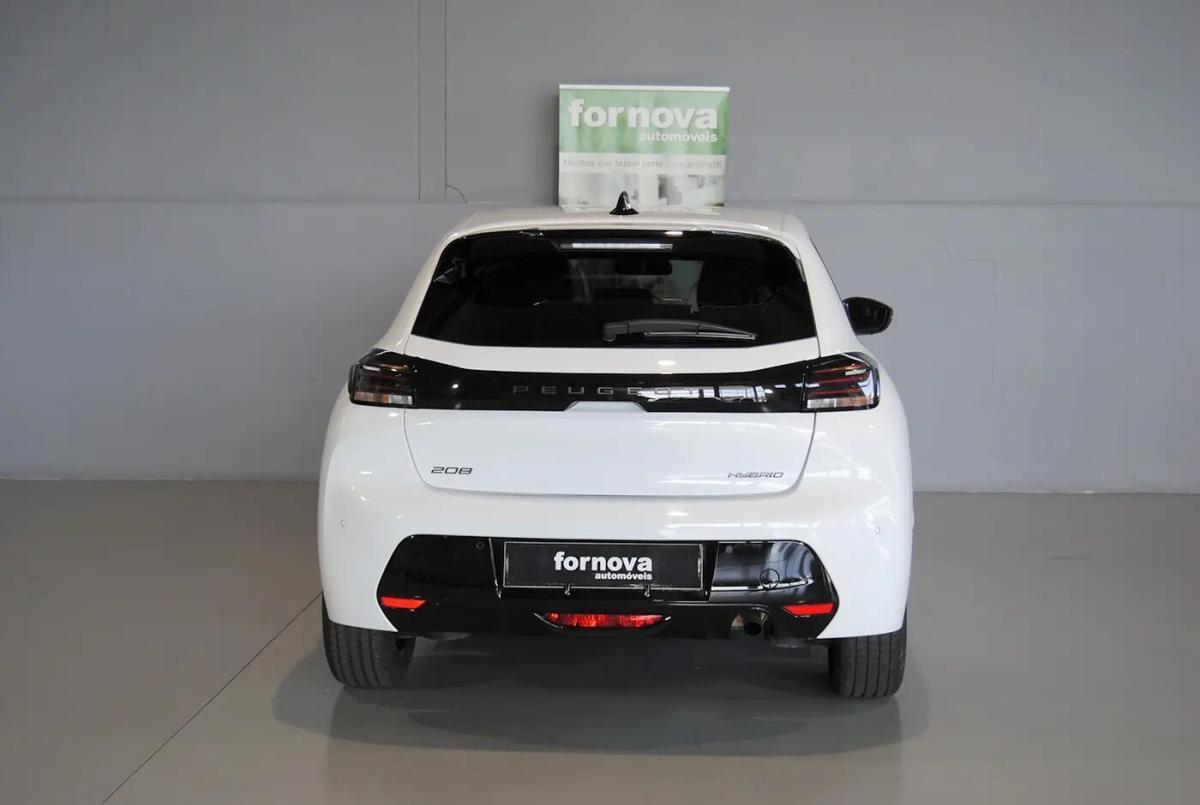 peugeot-208-2025-gasolina-1199cc
