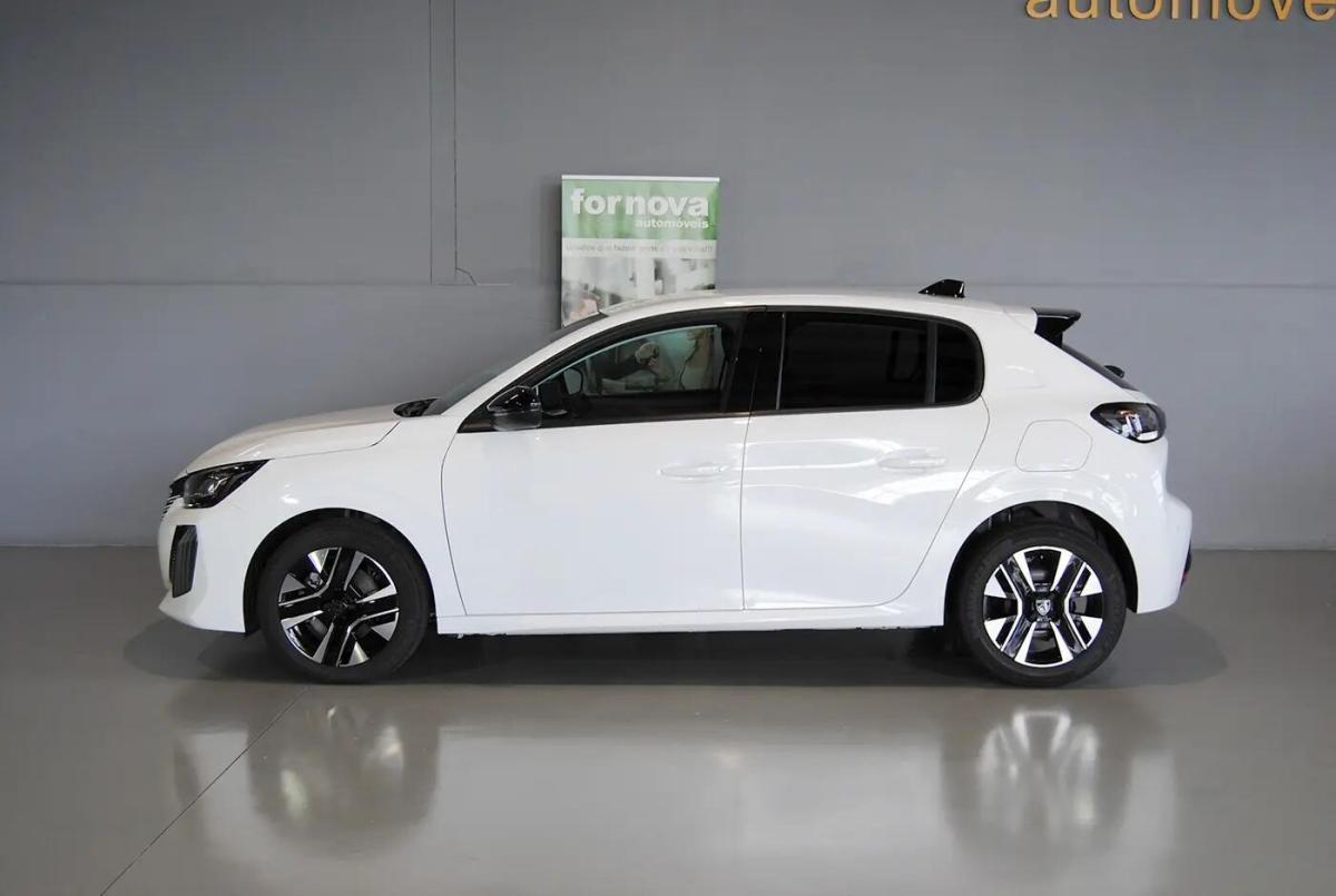 peugeot-208-2025-gasolina-1199cc