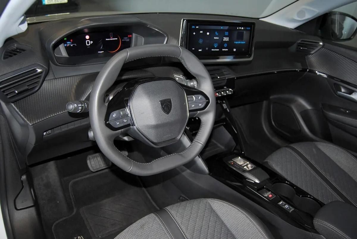 peugeot-208-2025-gasolina-1199cc