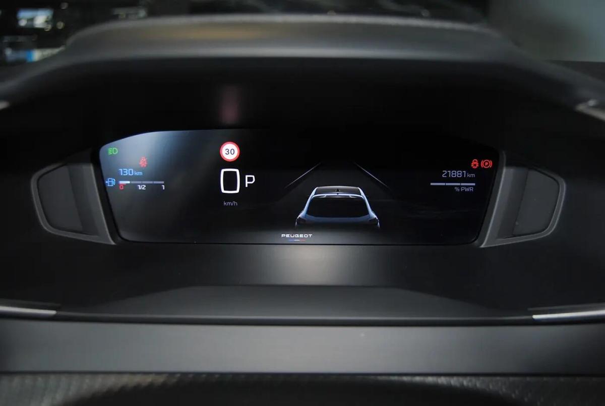 peugeot-208-2025-gasolina-1199cc