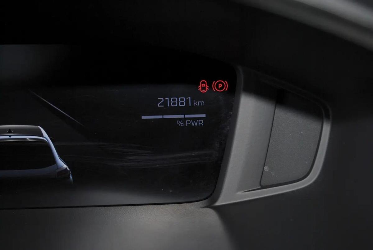 peugeot-208-2025-gasolina-1199cc