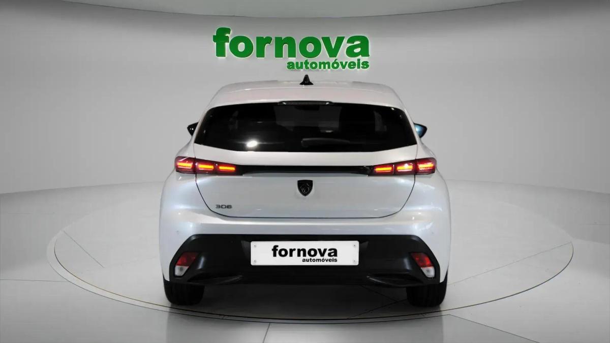 peugeot-308-2022-diesel-1499cc
