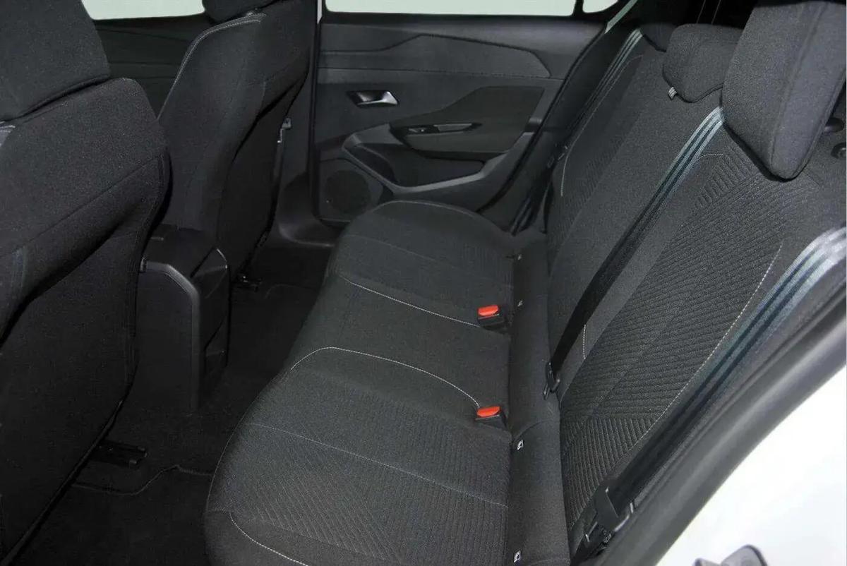 peugeot-308-2022-diesel-1499cc
