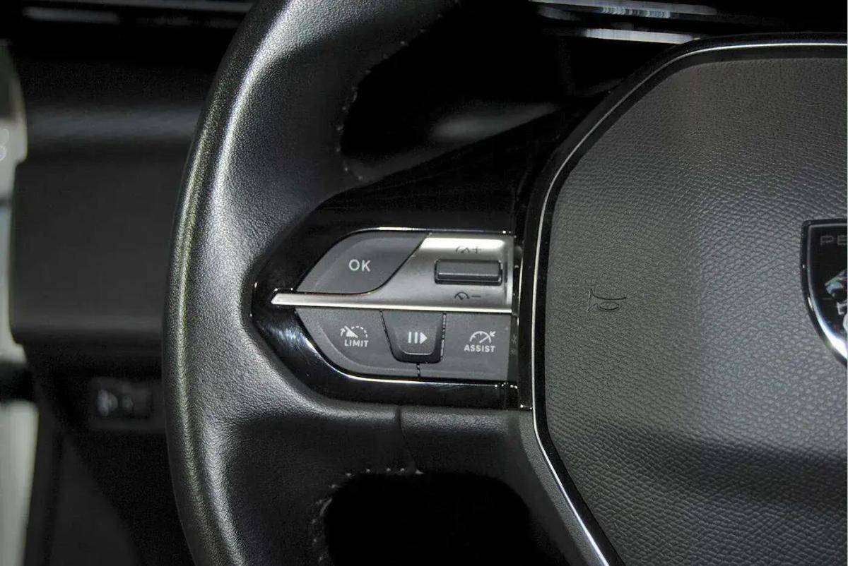 peugeot-308-2022-diesel-1499cc