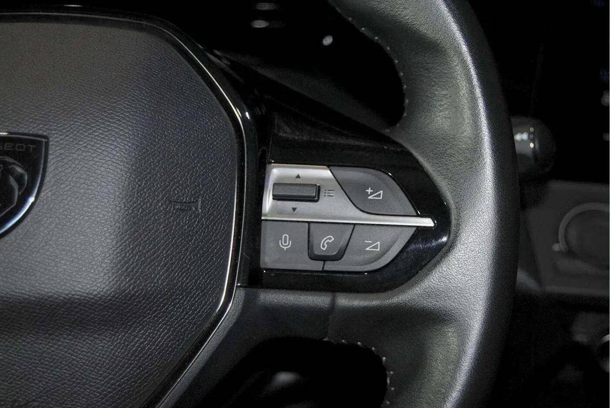 peugeot-308-2022-diesel-1499cc
