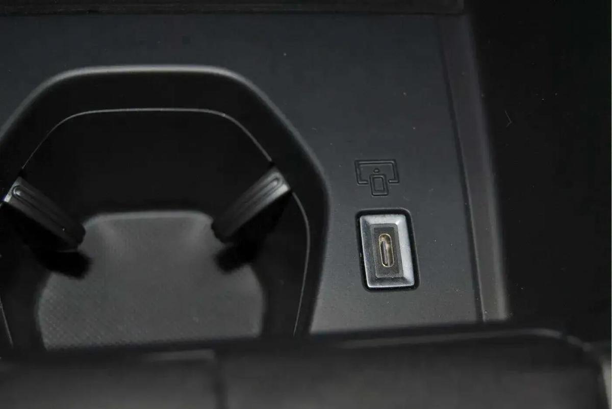 peugeot-308-2022-diesel-1499cc