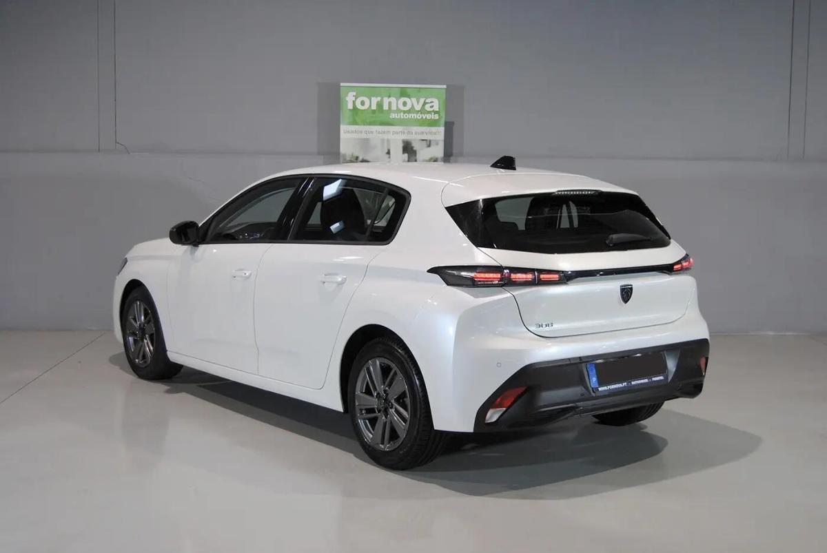 peugeot-308-2022-diesel-1499cc
