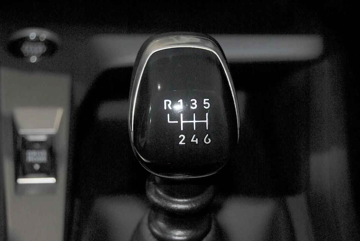 peugeot-308-2022-diesel-1499cc
