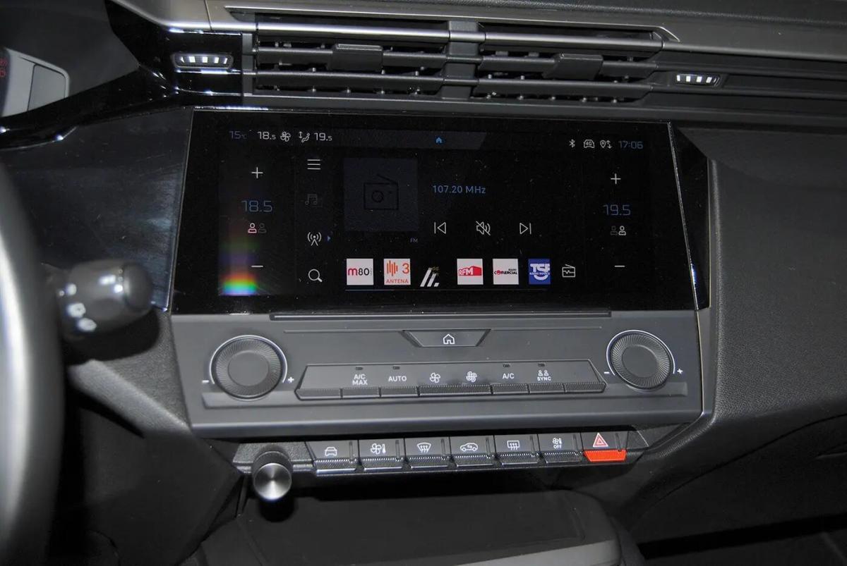 peugeot-308-2022-diesel-1499cc