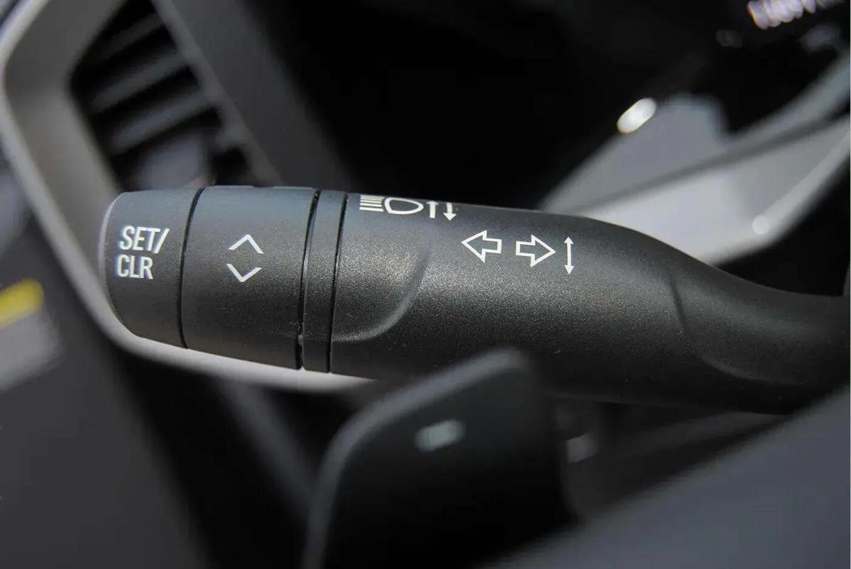 opel-mokka-2024-gasolina-1199cc