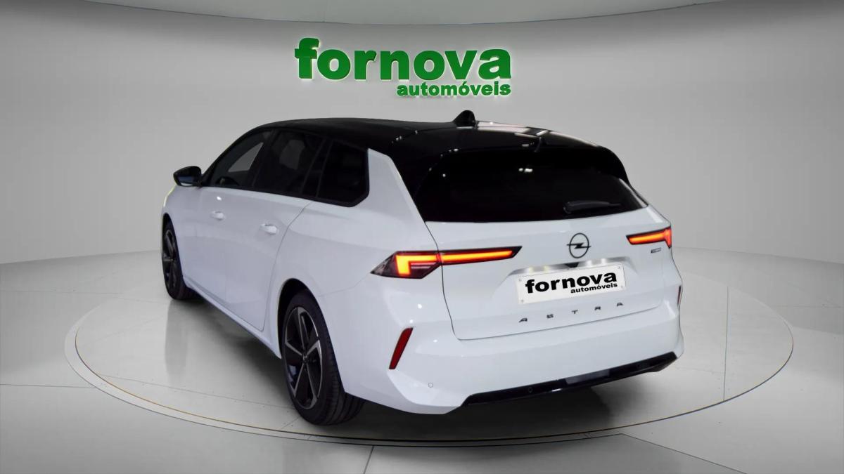 opel-astra-sport-tourer-2025-gasolina-1199cc