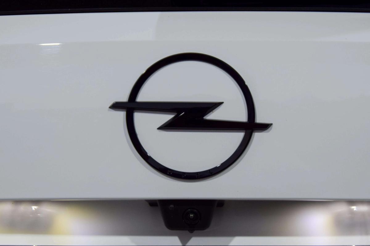 opel-astra-sport-tourer-2025-gasolina-1199cc