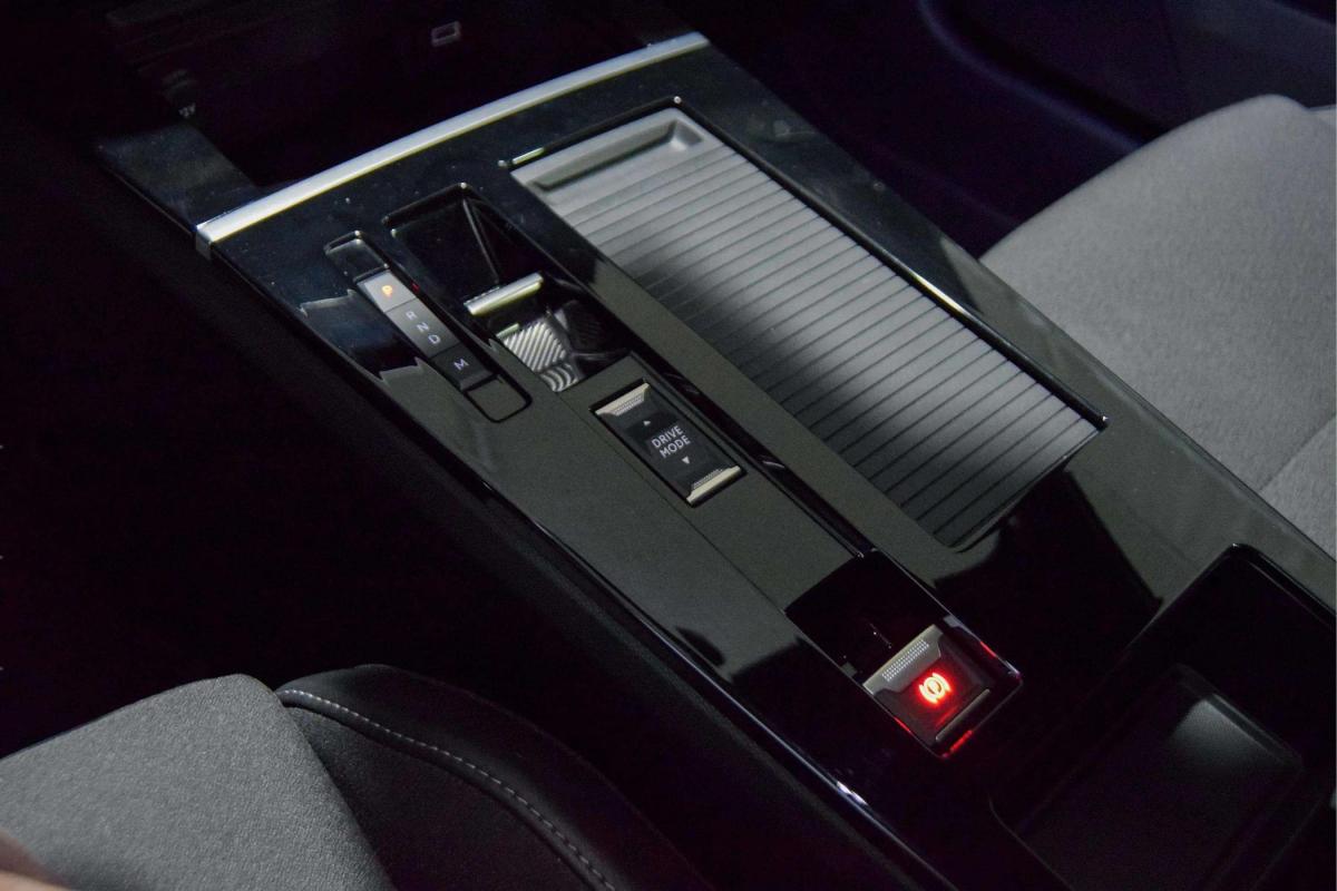 opel-astra-sport-tourer-2025-gasolina-1199cc