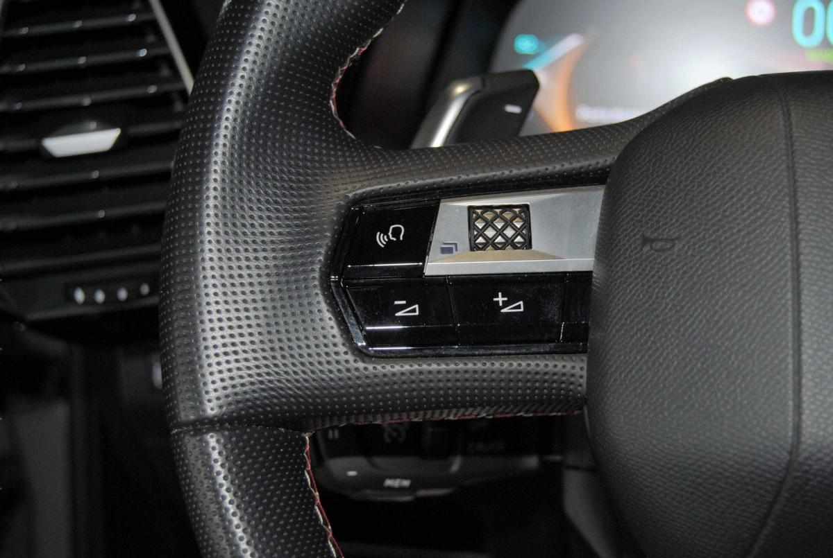 ds-ds-7-crossback-e-tense-225-2023-gasolina-1598cc