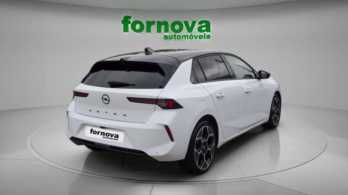 opel-astra-2025-gasolina-1199cc